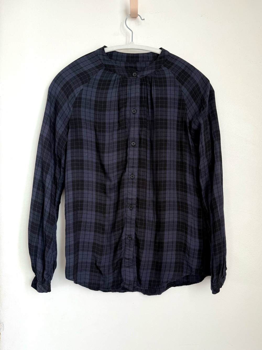 Rails Plaid Button-Front Shirt Black and Navy extra small